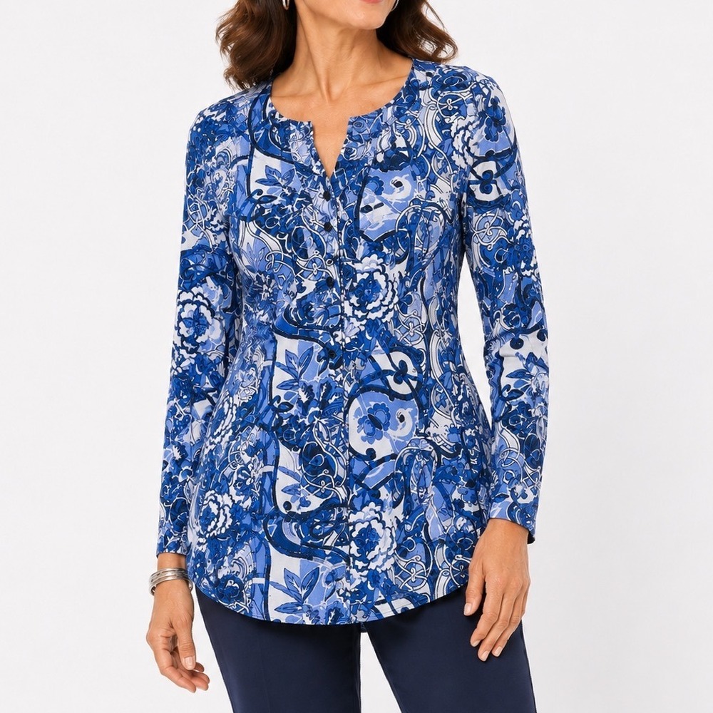 Chicos Travelers Collection Blue Floral Mesh Tunic Blouse Split Neck Size 3 XL